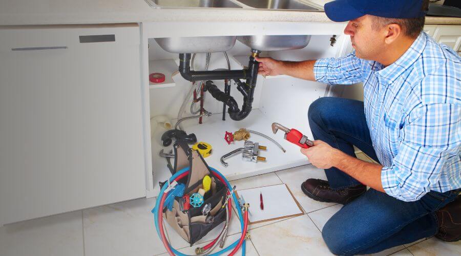 Professional sink repair in Midwest, WY
